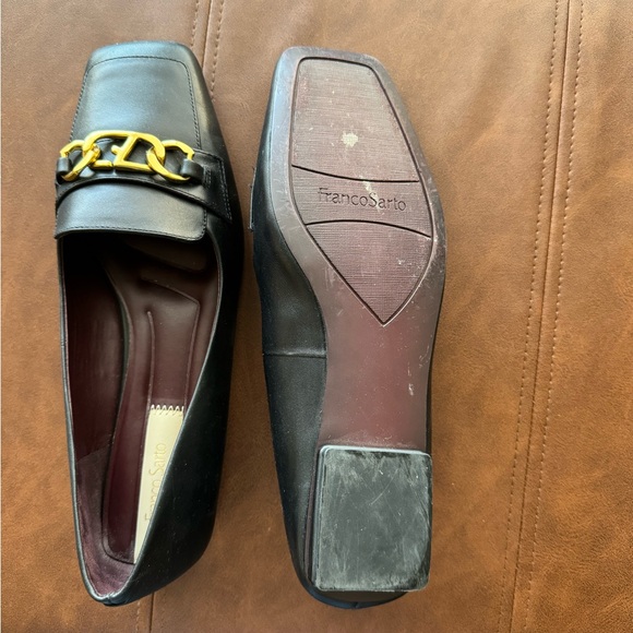 Franco sarto
Leather loafers
Great for work - Picture 2 of 2